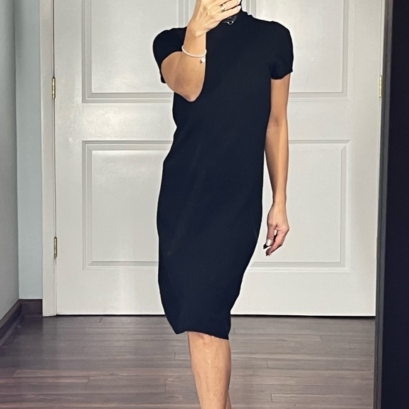 White Warren 100% cashmere turtle neck cap sleeves midi dress